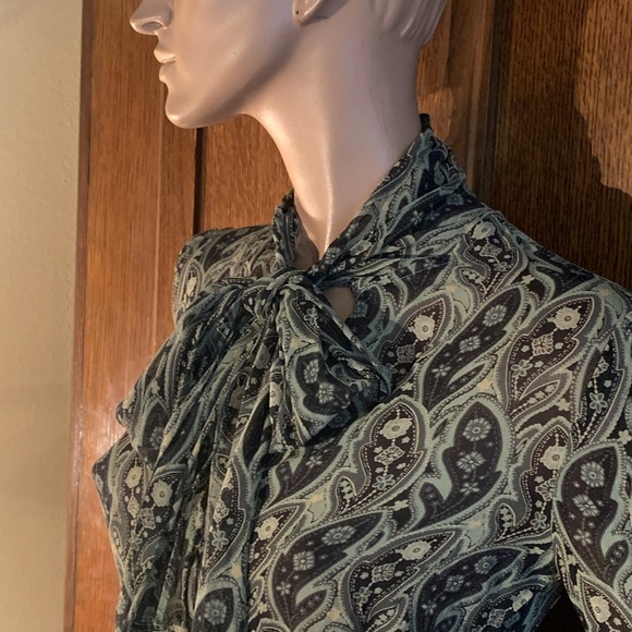Banana Republic Paisley Blouse - Picture 3 of 8